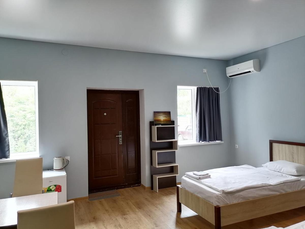 Mini-Hotel Abazgaa ガグラ エクステリア 写真